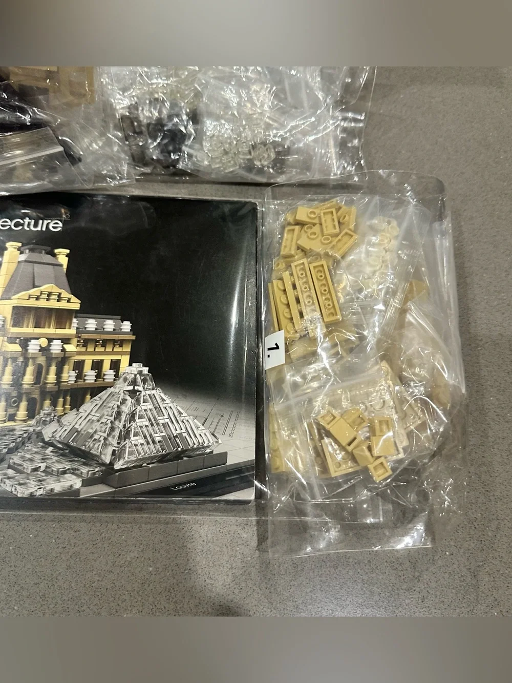 LEGO Architecture Louvre 21024 Complete w/ Box & Instructions Retired Set